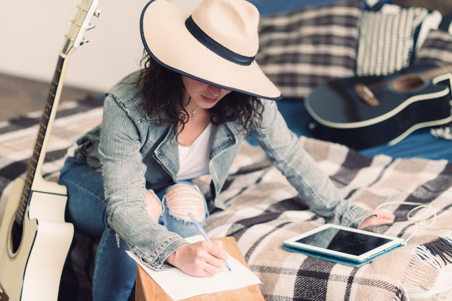 Schicht & Jetlag: Praxis-Playbooks für Arbeit & Reisen - moebelverkauf.ch