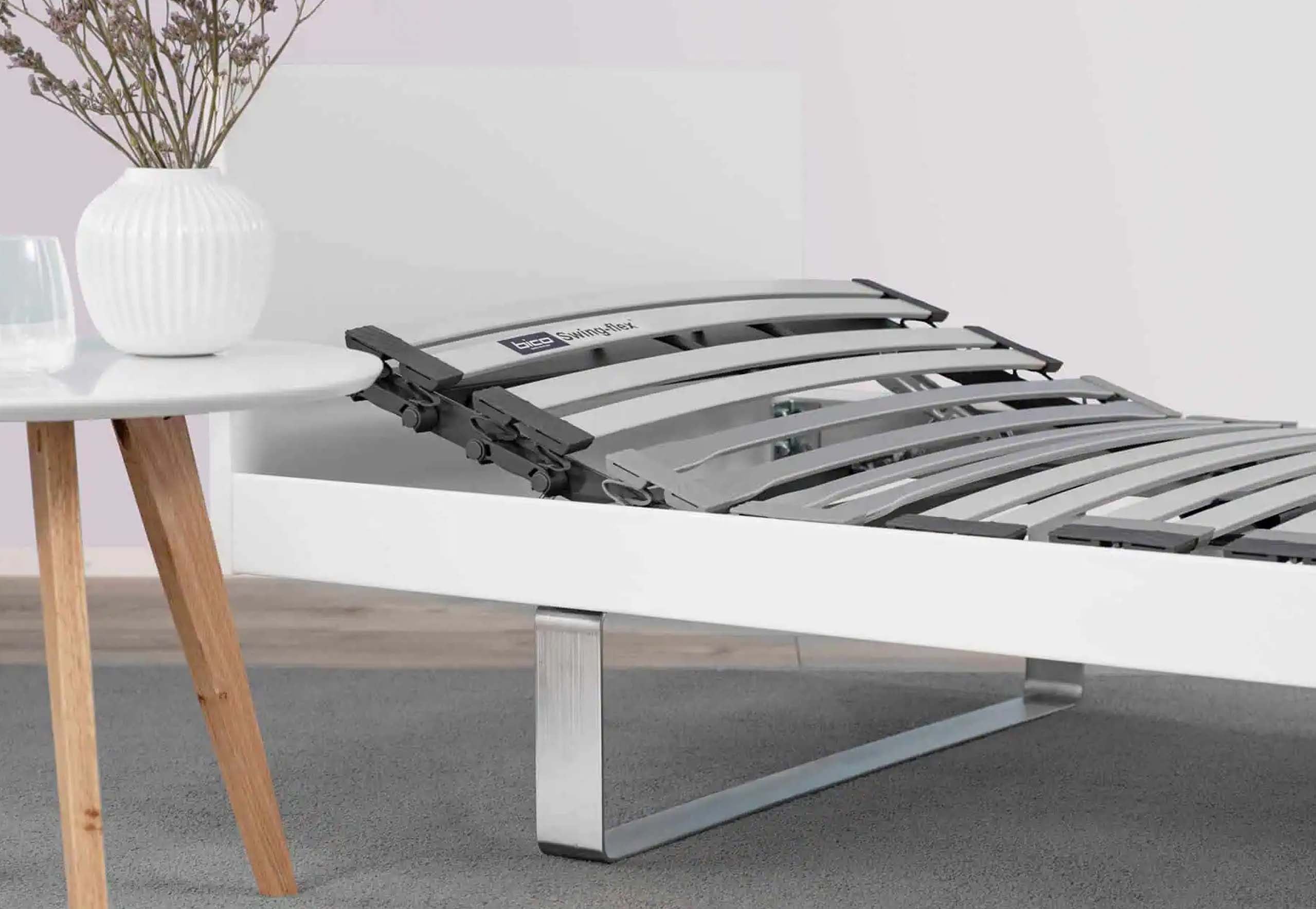 Komfortable BICO Swing-flex® Couch Mobiletto M2 Buche Weiss Lackiert